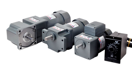 Bộ điều khiển động cơ 200W 220V Bộ điều khiển động cơ một pha Bảng kỹ thuật số